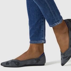 Rothys The Point in Dark Camo Size 10